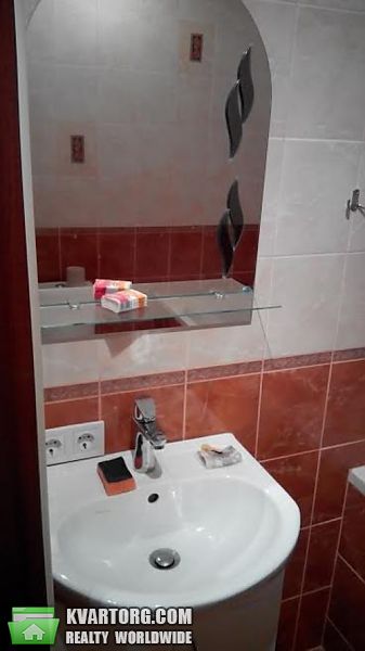 Rent out 1-room apartment. Киев, Ракетная — photo 3