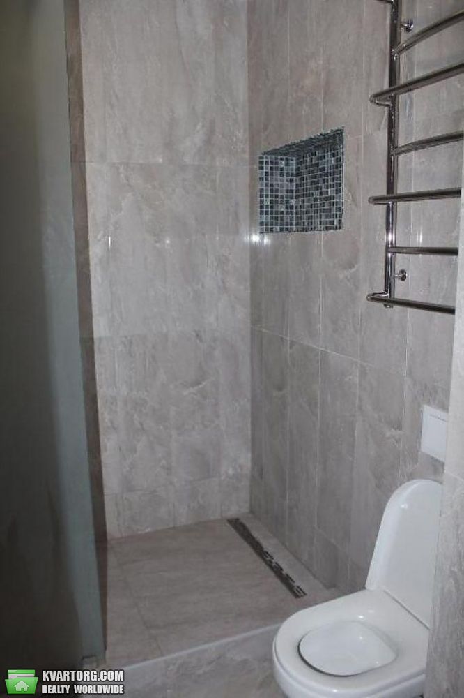 Rent out 2-room apartment. Киев, Сикорского — photo 8