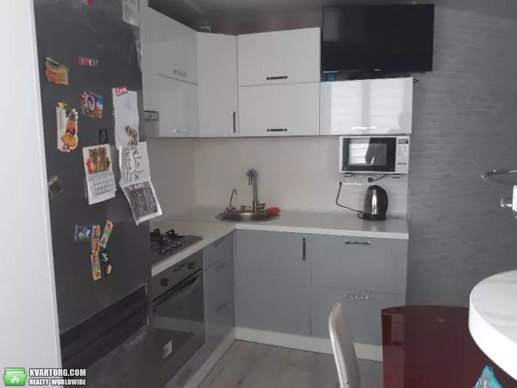Sell 2-room apartment. Киев,  Дружбы Народов пл — photo 2