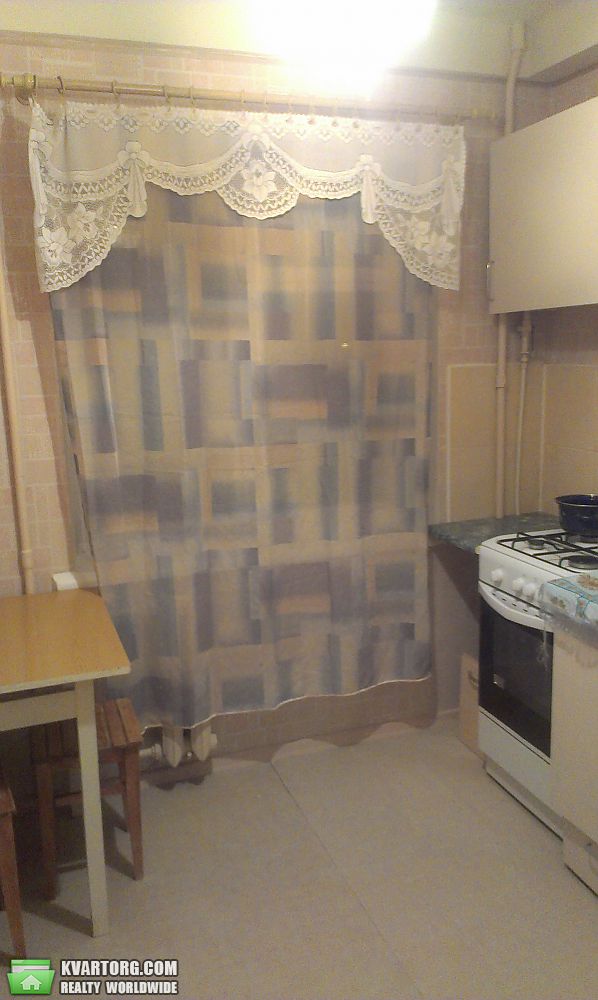 Rent out 2-room apartment. Киев, миколайчука ивана — photo 5