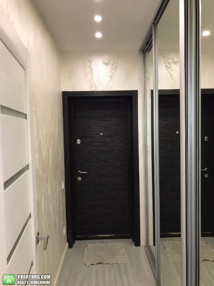 Rent out 2-room apartment. Киев,  Ломоносова — photo 8