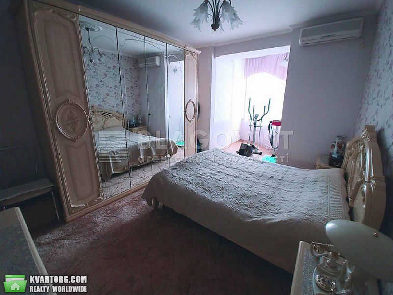 Rent out 4-room apartment. Киев,  Тимошенко — photo 5