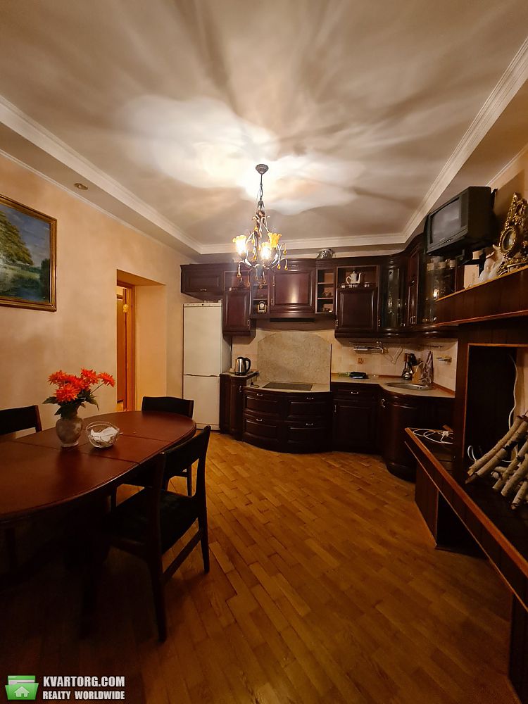 Rent out 3-room apartment. Киев,  Пожарского — photo 3