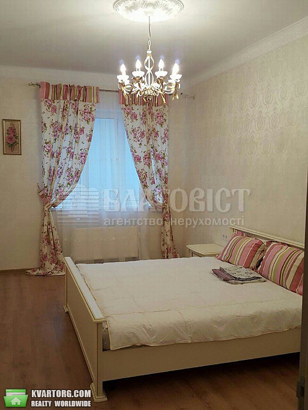 Rent out 2-room apartment. Киев,  Драгомирова — photo 3