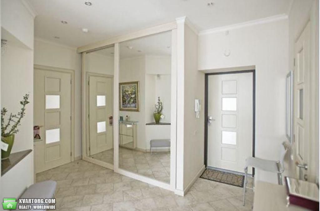 Rent out 2-room apartment. Киев,  Московская — photo 8