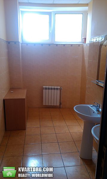 Rent out office. Киев, Бажана — photo 2