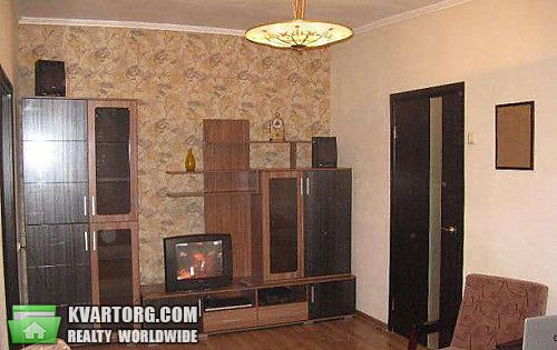 Rent out 2-room apartment. Киев,  Шамрыло — photo 2