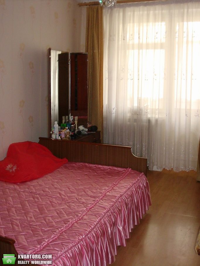 Sell 4-room apartment. Киев,  Феодосийская — photo 3