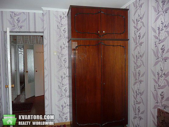 Rent out 3-room apartment. Киев,  Печенежская — photo 2