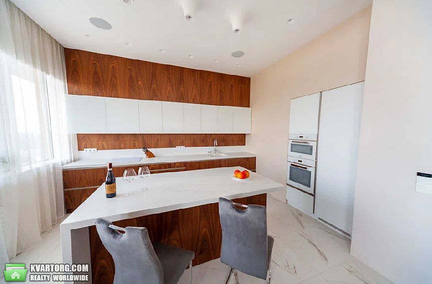 Sell 4-room apartment. Киев,  Ломоносова — photo 3