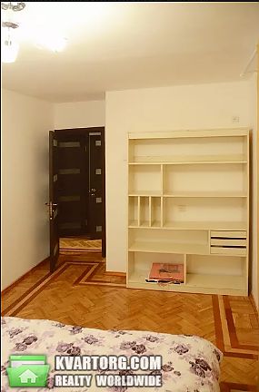 Rent out 2-room apartment. Киев,  Мичурина — photo 7