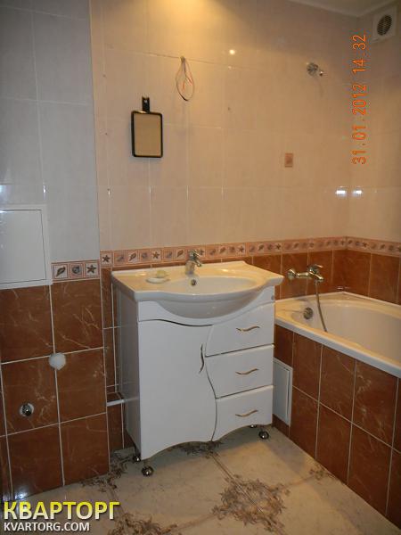 Rent out 3-room apartment. Киев,  Оболонский пр — photo 2