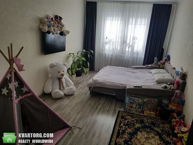 Sell 2-room apartment. Киев,  Милославская — photo 1
