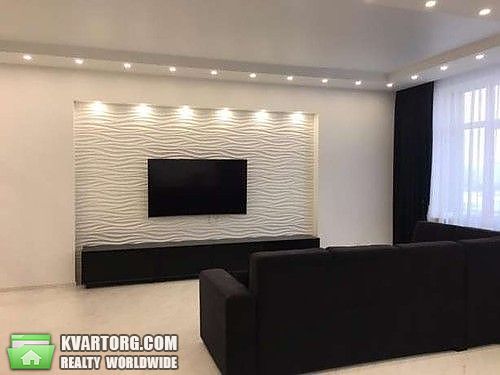 Rent out 2-room apartment. Киев, Сикорского — photo 3