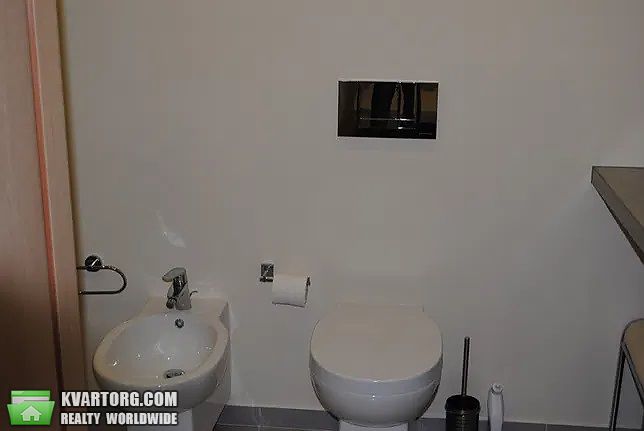 Rent out 3-room apartment. Киев, Анри Барбюса — photo 10