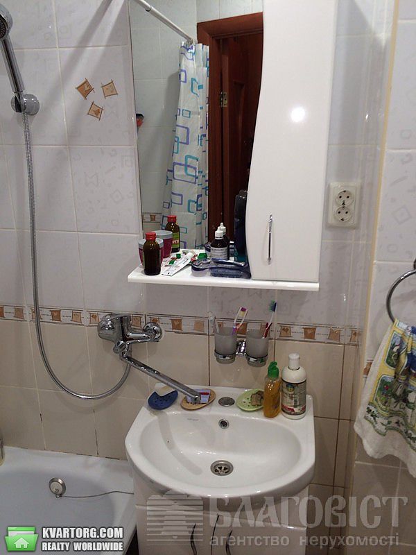 Sell 1-room apartment. Киев,  Пражская — photo 10