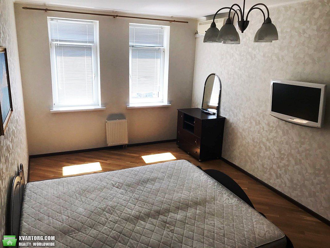 Rent out 2-room apartment. Киев,  Мишуги — photo 3