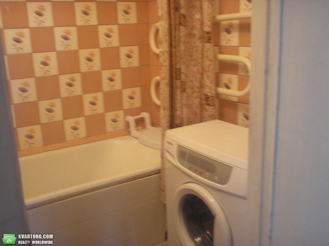 Sell 2-room apartment. Киев, б-р. Труда — photo 4