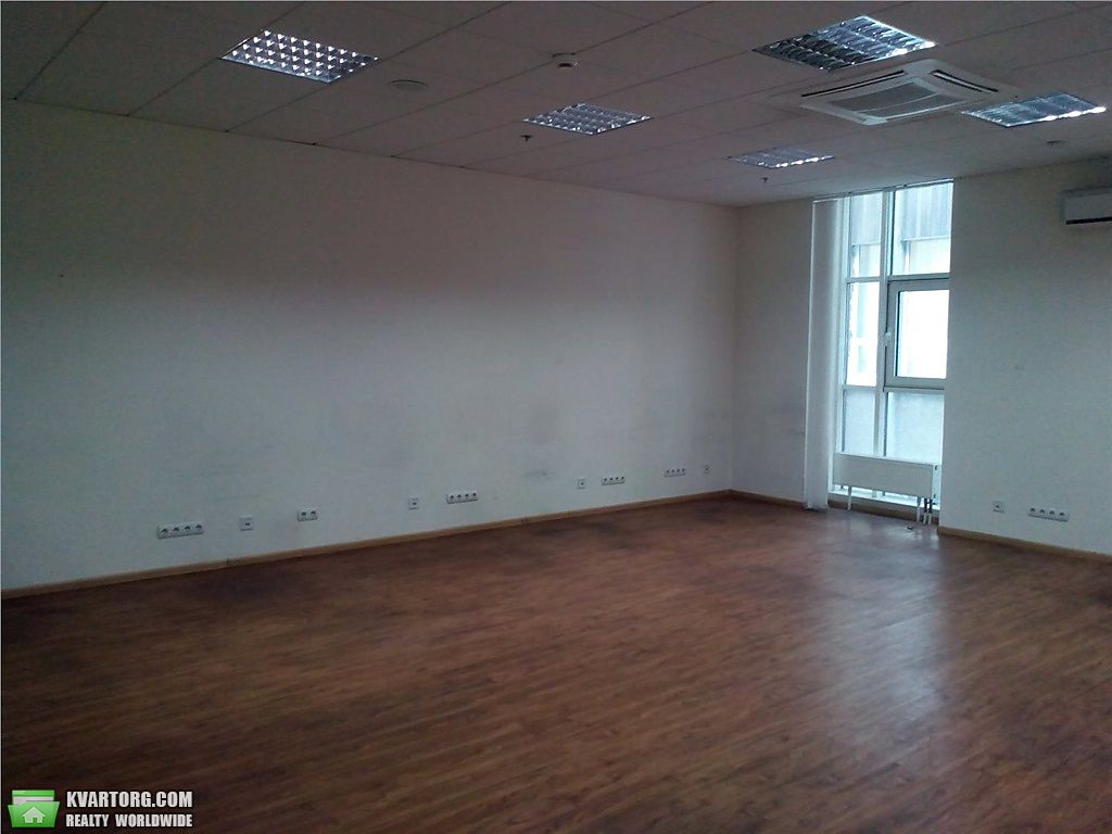 Rent out office. Киев, бульваре Дружбы Народов — photo 2