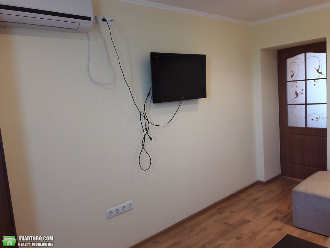 продам 1-комнатную квартиру. Днепропетровск,  Славы  - фото 6