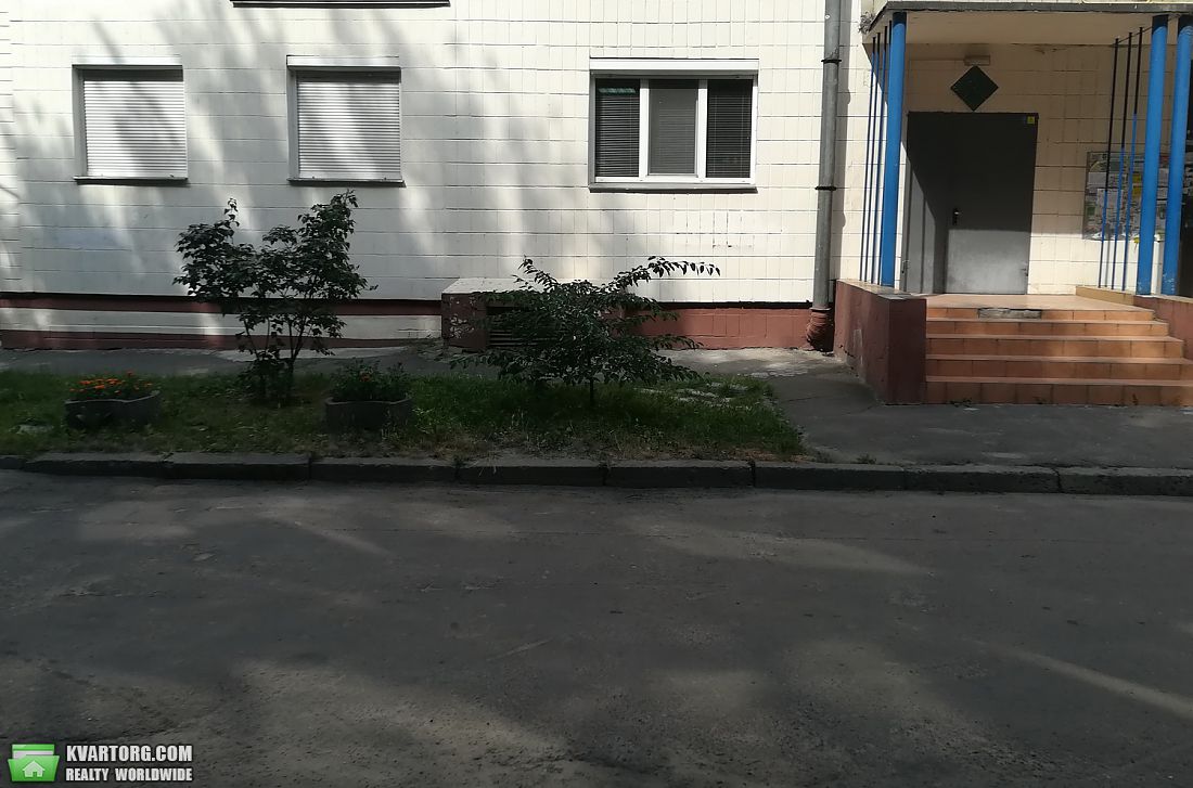 продам офис Киев, ул.р-н ул. Кирилловская - Фото 3