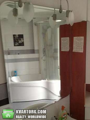 Rent out 3-room apartment. Киев,  Приречная — photo 7