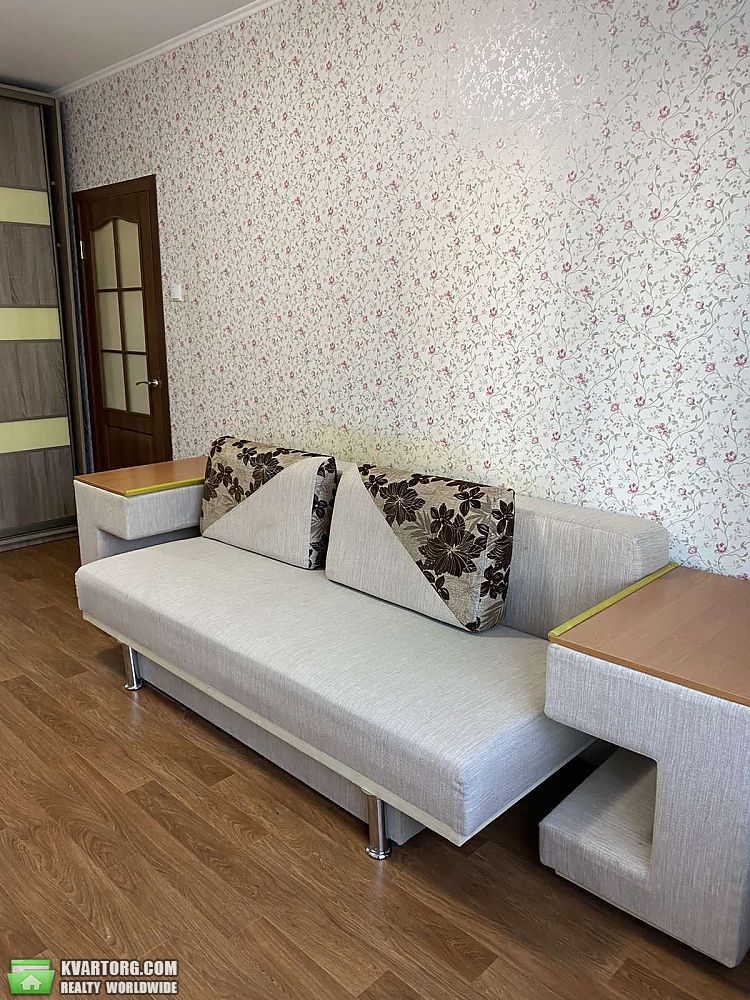 Rent out 1-room apartment. Киев, Русовой — photo 2