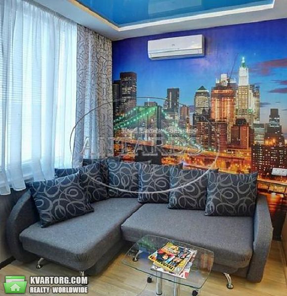 Rent out 2-room apartment. Киев, Вышгородская — photo 4