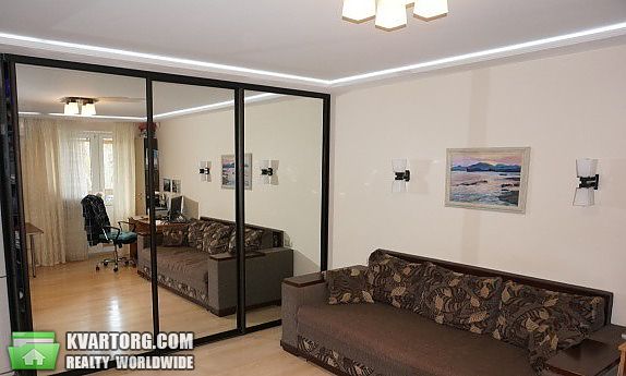 Sell 2-room apartment. Киев, Героев Космоса — photo 2