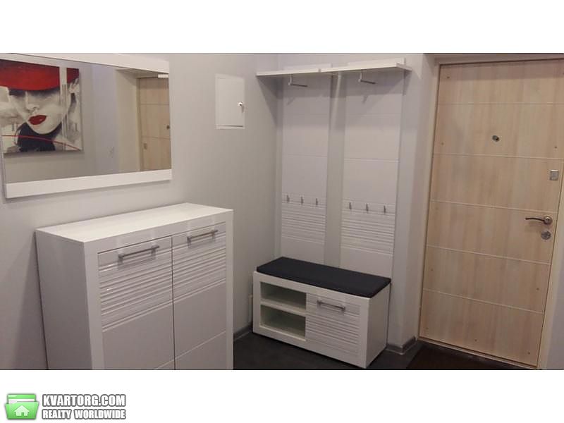 Rent out 2-room apartment. Киев,  Белорусская — photo 5