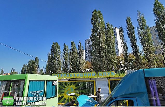 Rent out 2-room apartment. Киев,  Вернадского бул — photo 1