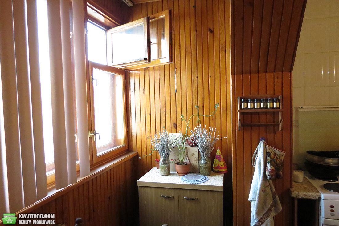 Sell 3-room apartment. Киев,  Ревуцкого — photo 7