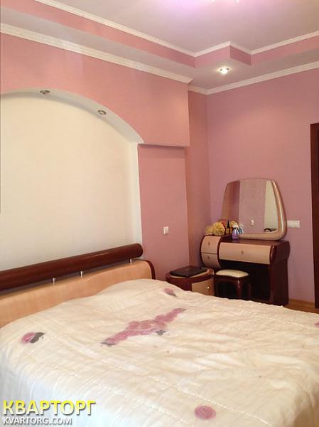 Rent out 3-room apartment. Киев,  Оболонская наб — photo 4