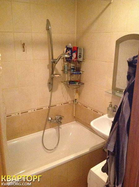 Sell 3-room apartment. Киев,  Жукова — photo 2