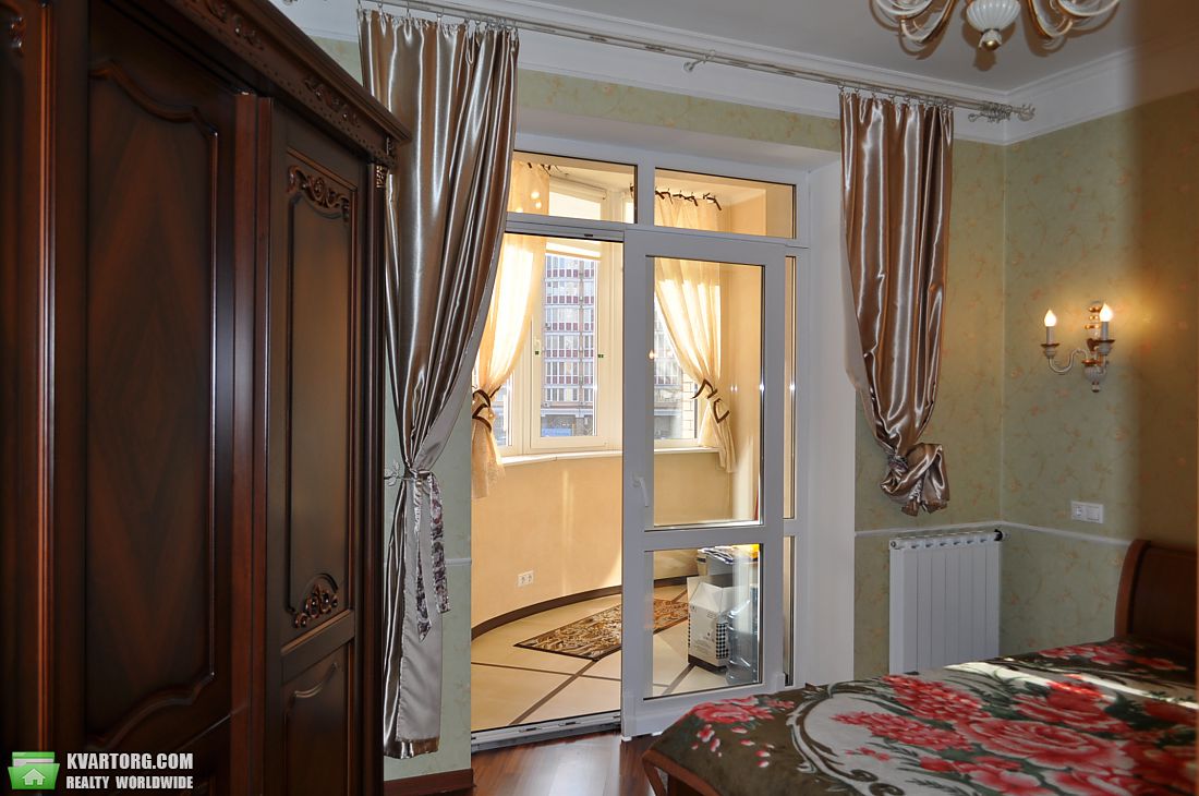 Rent out 2-room apartment. Киев, Героев Сталинграда пр — photo 3