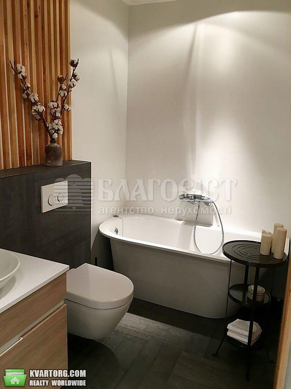 Sell 3-room apartment. Киев,  Богатырская — photo 8