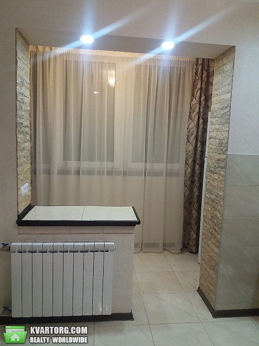 Rent out 1-room apartment. Киев,  Теремковская — photo 1