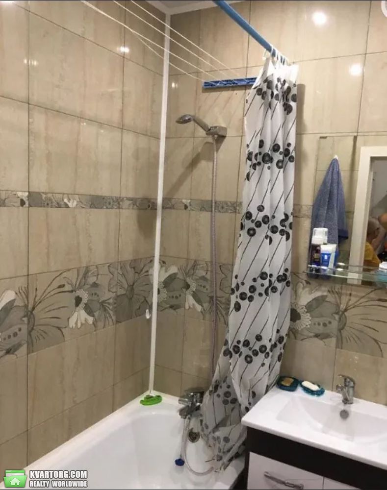 Rent out 1-room apartment. Киев, Йорданская — photo 9