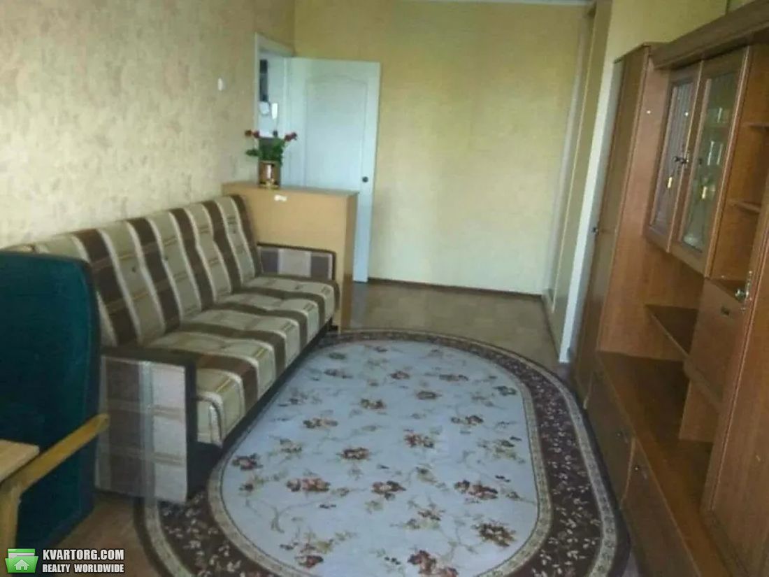 Rent out 1-room apartment. Киев,  Милютенко — photo 1