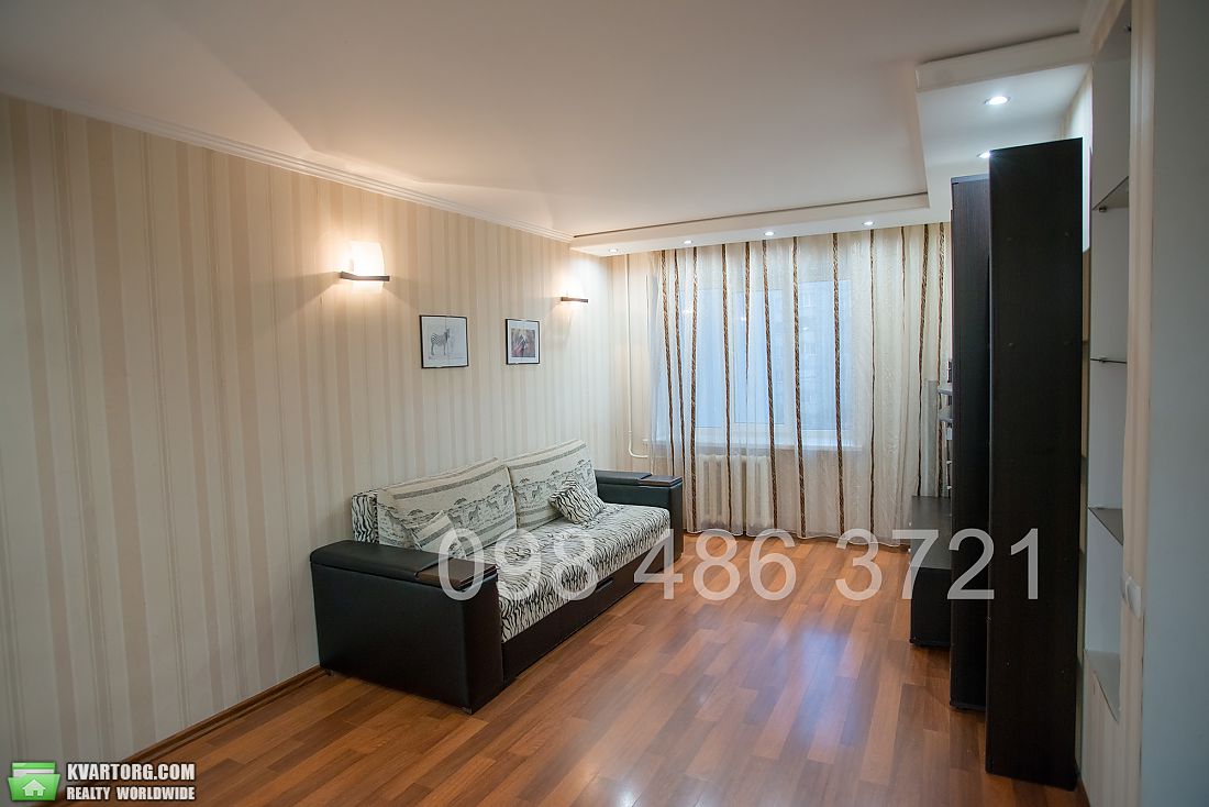 Rent out 1-room apartment. Киев, Харченко — photo 1