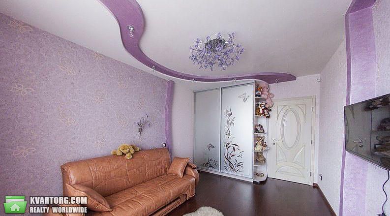 Sell 3-room apartment. Киев,  Ломоносова — photo 1