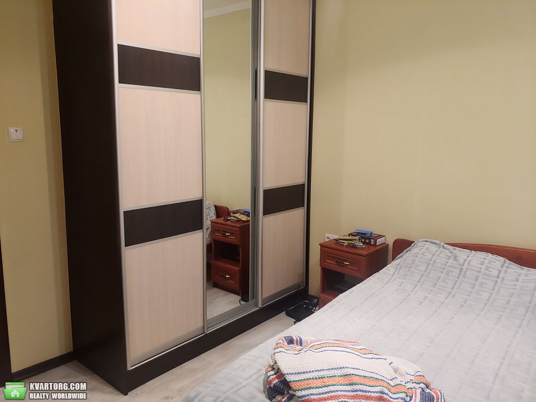 Rent out 2-room apartment. Одесса, Массив  Радужный — photo 2