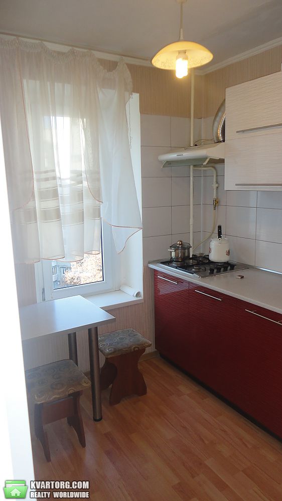 Rent out 1-room apartment. Бровары, Независимости — photo 1