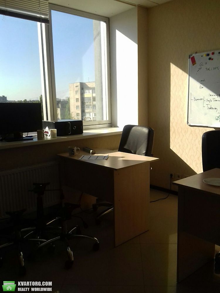 Rent out office. Киев, Дегтяревская — photo 4