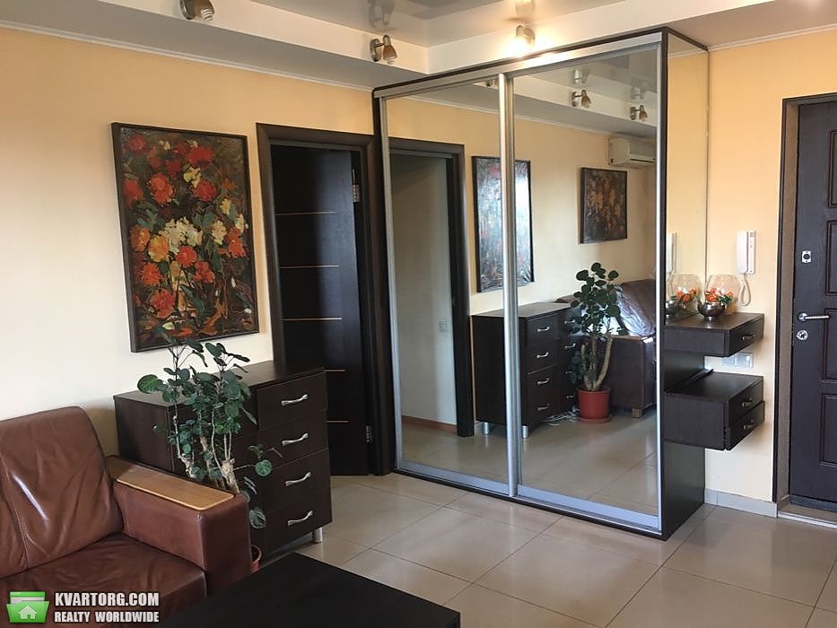 Sell 3-room apartment. Киев,  Озерная — photo 2
