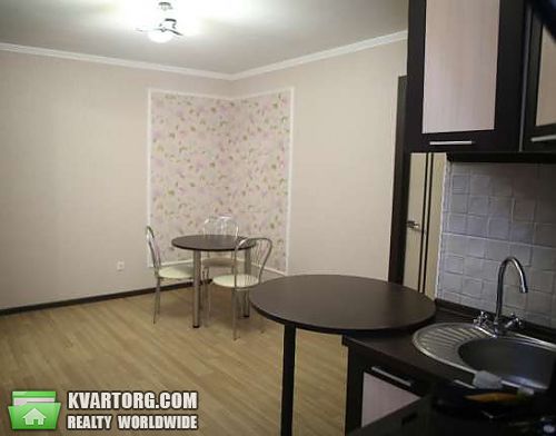 Rent out 2-room apartment. Киев, Урловская — photo 9