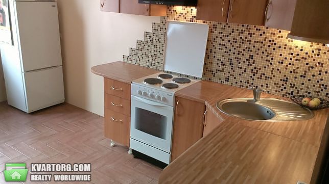 Rent out 2-room apartment. Киев,  Машиностроительная — photo 2