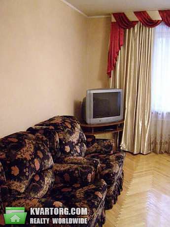 Rent out 3-room apartment. Киев,  Оболонская — photo 3