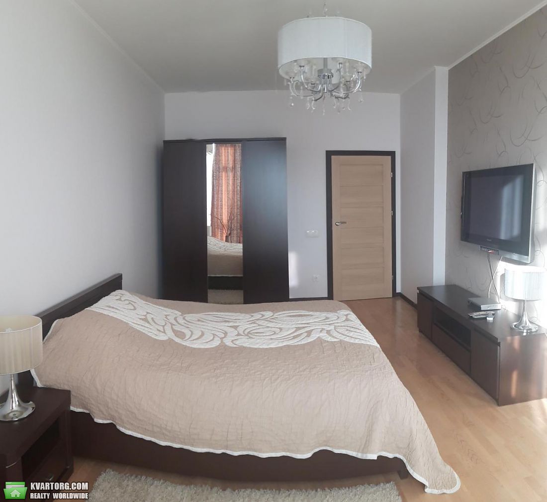Rent out 3-room apartment. Киев,  Дмитриевская — photo 6