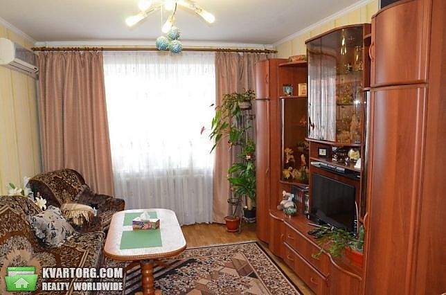 Rent out 3-room apartment. Киев,  Крушельницкой — photo 4
